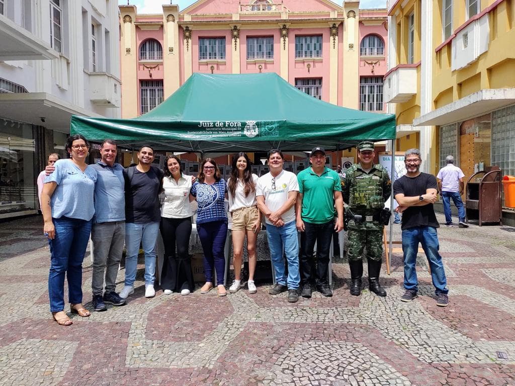 AMAJF participa com a SESMAUR/PJF das comemorações do dia da árvore.