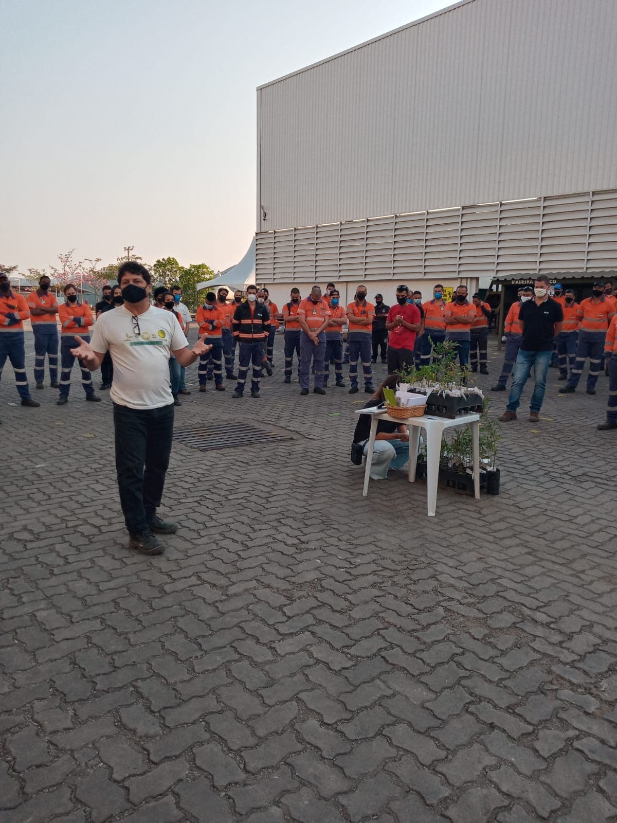 Comemoração do Dia da Árvore em parceria com a U&M - Construções e Mineração de Juiz de Fora